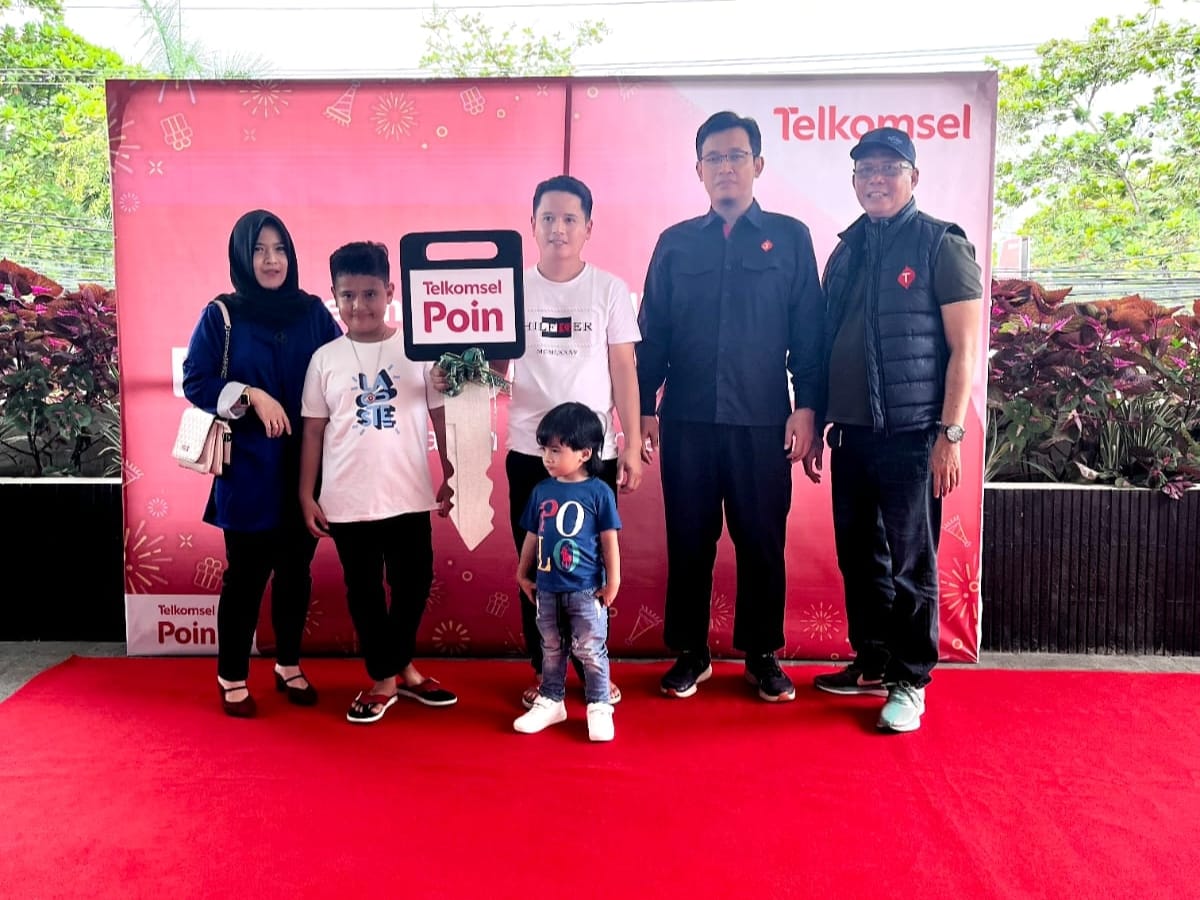 Pelanggan Telkomsel di Hulu Sungai Utara Raih Hadiah Mobil Honda City Hatchback Program POIN Undi Undi Hepi