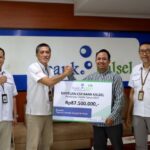 Bank Kalsel Berikan CSR Pembinaan UMKM Kepada Yayasan Rumah Kreatif dan Pintar