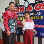 Bank Kalsel Berikan Hadiah Tabungan Jutaan Rupiah Kepada SDN Seberang Mesjid 1 Banjarmasin