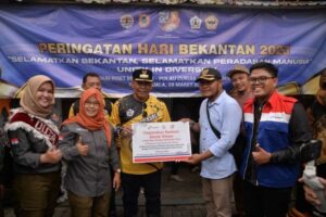 Hari Bekantan, Pertamina IT Banjarmasin Bersama Bupati Barito Kuala Resmikan Ekowisata Mangrove Rambai Center