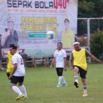 Gubernur Kalsel  Buka Turnamen Sepak Bola U-40 Antar Kelurahan, Laga Pemprov Vs Bank Kalsel