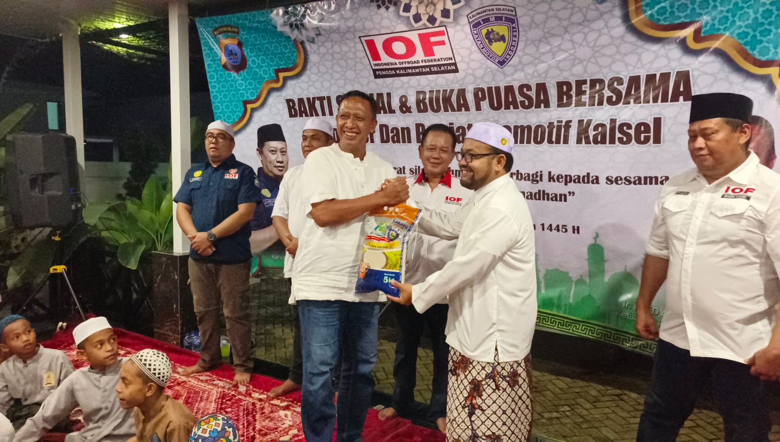 Kebahagiaan Bersama Anak Yatim Piatu, IMI – IOF Kalsel Gelar Buka Bersama