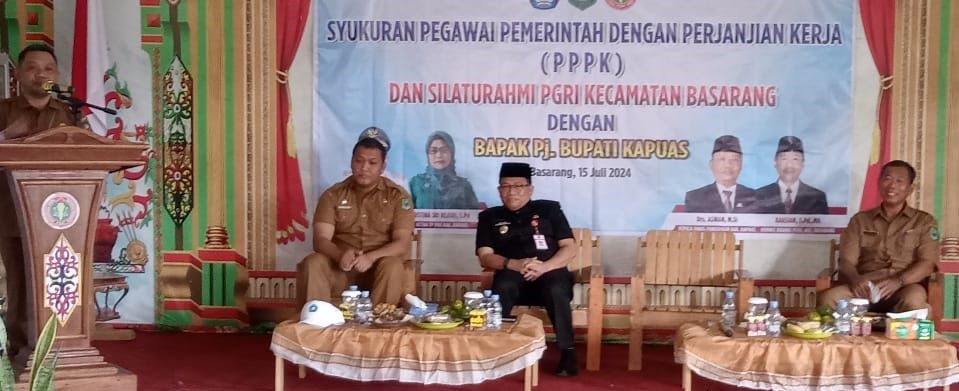 Perayaan Syukuran PPPK dan Silaturahmi PGRI Kecamatan Basarang Bersama Pj Bupati Kapuas