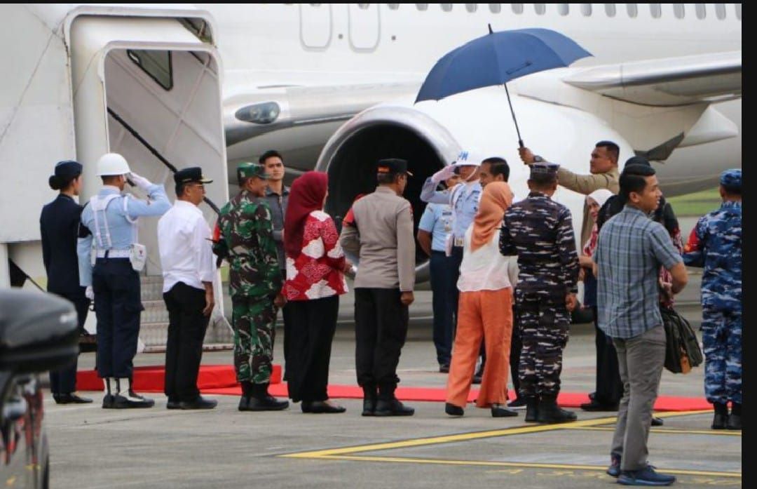 Usai Rangkaian HUT RI Ke-79 di IKN Kapolda Kaltim Antar Kepulangan Presiden Jokowi