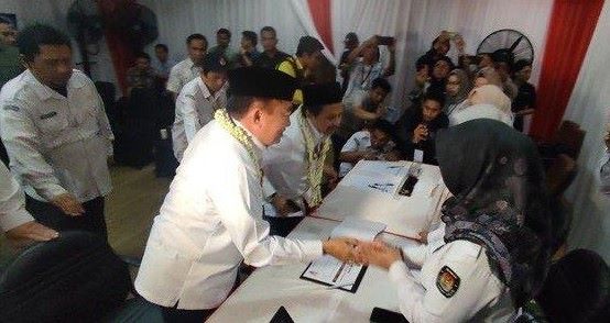 Didampingi PAN, Demokrat, PKS, Perindo dan PSI, Muhidin dan Hasnuryadi Daftar ke KPU Kalsel