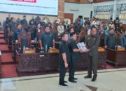 Pj Bupati Kapuas Hadiri Rapat Paripurna: Bahas Rancangan Perubahan APBD 2024