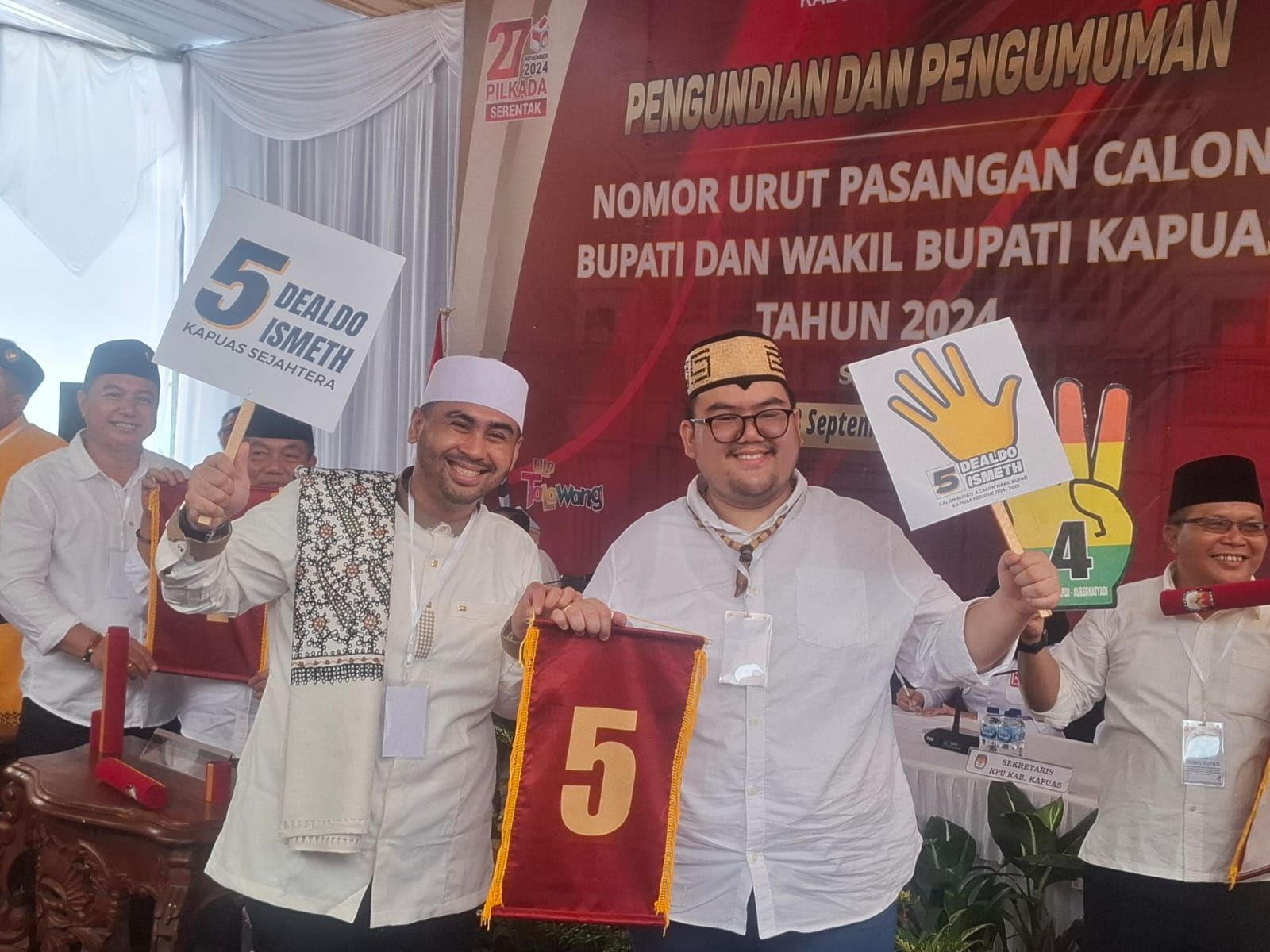 Pencabutan Nomor Urut Paslon Pilkada Kapuas 2024: Nomor 5 untuk Dealdo-Parij