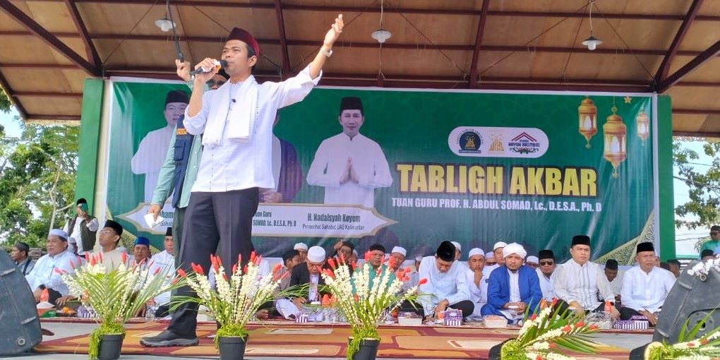 Tablig Akbar Meriah, Ustadz Abdul Somad Hadiri Deklarasi Pasangan Calon Bupati dan Wakil Bupati Kapuas