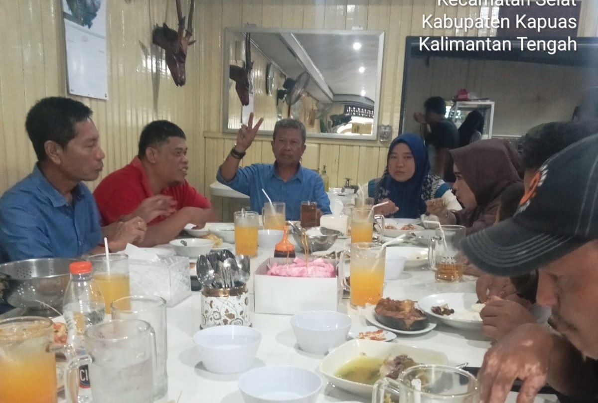 Meriahkan HUT ke-23, Partai Demokrat Kapuas Rayakan Bersama