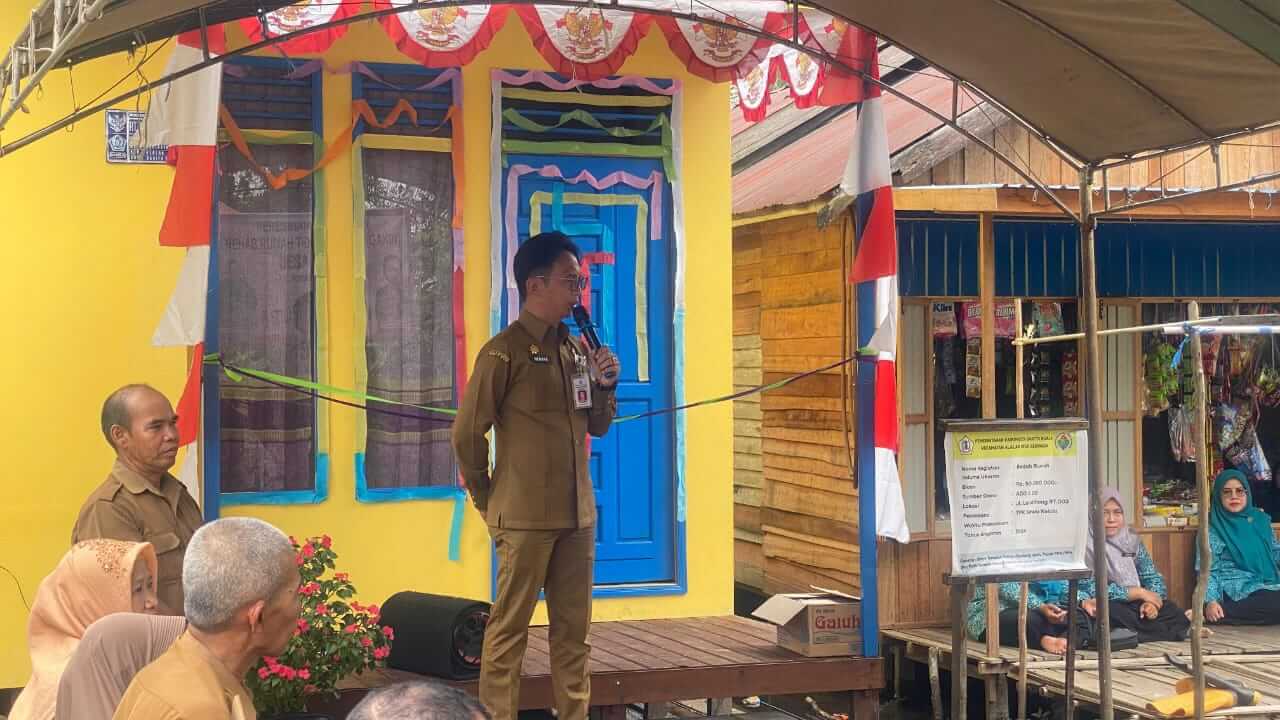 Pemkab Barito Kuala Giat Renovasi Rumah Tidak Layak Huni di Desa Beringin