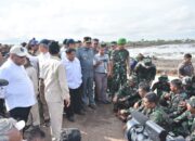 Dandim 1011/Klk Dampingi Mentan RI Tinjau Lokasi Program Nasional Cetak Sawah dan Serahkan Bantuan Alsintan 3 Milyar.