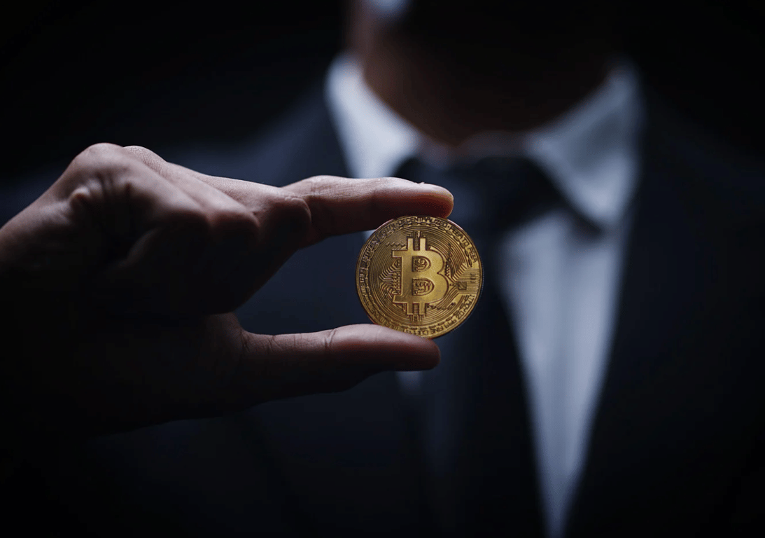 Bitcoin: Solusi Ekonomi Negara atau Alat Keuangan untuk Rakyat?