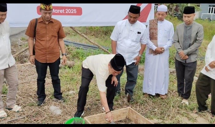 Bupati Kapuas Berikan Bantuan untuk Masjid Al-Mila Komplek Kota Kapuas Baru