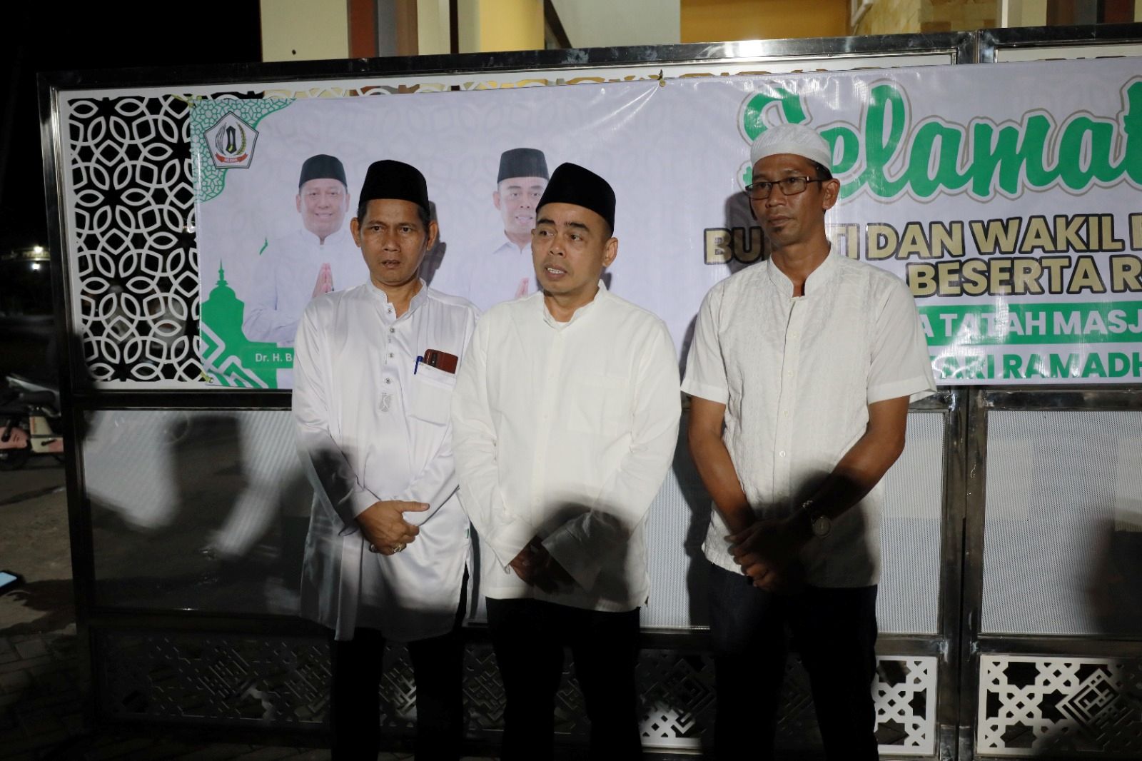 Safari Ramadhan Wakil Bupati Barito Kuala, Serahkan Bantuan di Masjid Raudathul Jannah