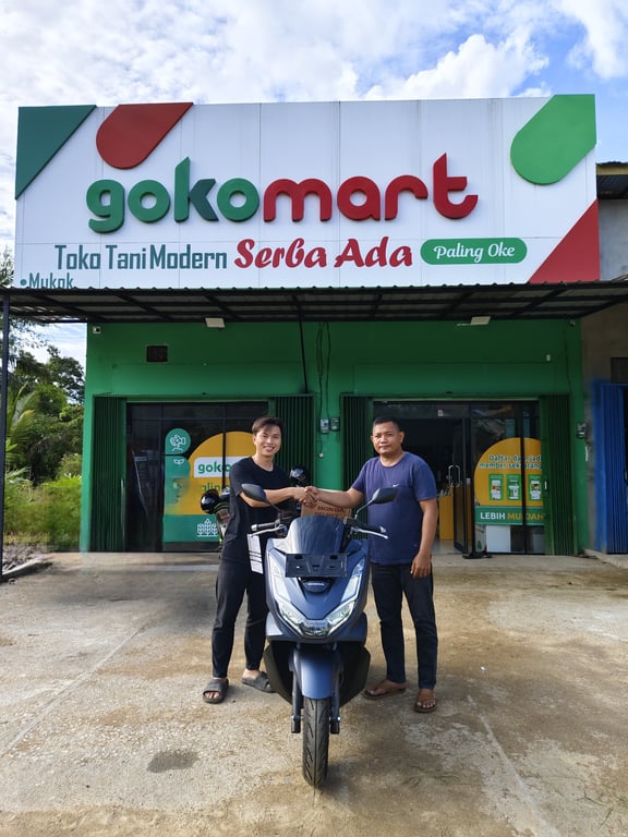 Pesta Gebyar Gila, GokoMart Bagi-Bagi Motor, Emas, dan Jutaan Voucher Belanja di Kalimantan Barat