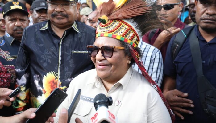 Tinjau Lokasi KIPP Papua Pegunungan, Wamendagri Ribka: Infrastruktur Pemerintahan Papua Pegunungan Harus Segera Dibangun
