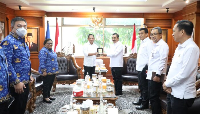 Mendagri dan Menteri Imipas Jajaki Sejumlah Kerja Sama Strategis