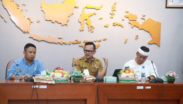 Wamendagri Bima Arya Ingatkan Pemkot Depok Pentingnya Konsep Usaha Kopdeskel Merah Putih