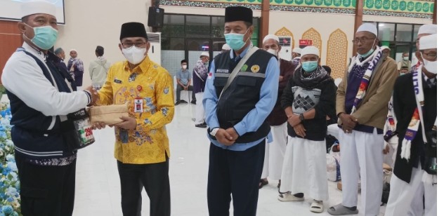 Jemaah Haji Kapuas Tahun 2025, Tiba Melalui Embarkasi Syamsudinor Banjar Baru