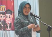 Hj Siti Saniah Wiyatno Hadiri Pelepasan Peserta didik TK/KB “BUAH HATI”