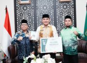 Bupati Kabupaten Tanah Laut Layak Menerima Penghargaan PGM Award 2025