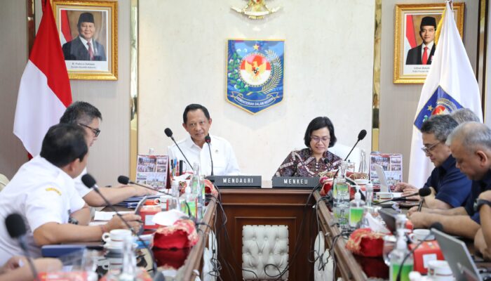 Mendagri dan Menkeu Bahas Optimalisasi Implementasi Program Strategis Nasional serta Realisasi Pendapatan dan Belanja Daerah