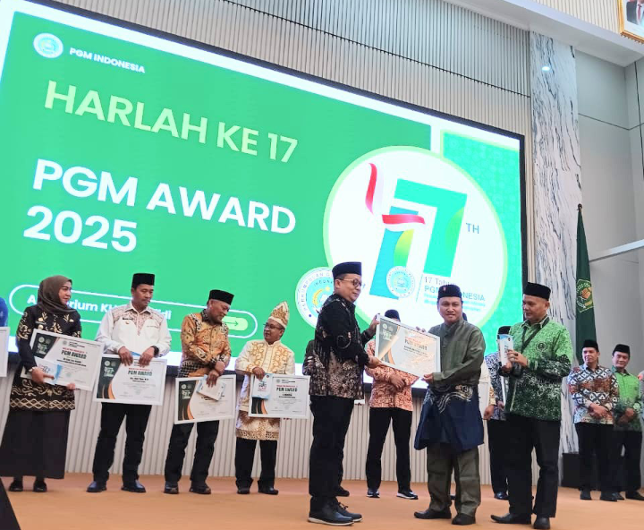 Perjuangan Tanpa Lelah Dr. Pangeran Gusti Surian, S.Ag., M.Pd.I, Mengangkat Martabat Guru Indonesia
