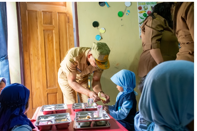 Pemkab Kapuas Evaluasi Program MBG Sejumlah Sekolah di Kapuas