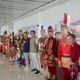 Etalase Budaya Nusantara, Bandara Internasional Syamsudin Noor Gelar Parade Baju Adat
