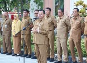 Akhiri Pengabdian Panjang, Andi Israwati Latief Terima SK Purna Tugas di Apel Pagi PPU