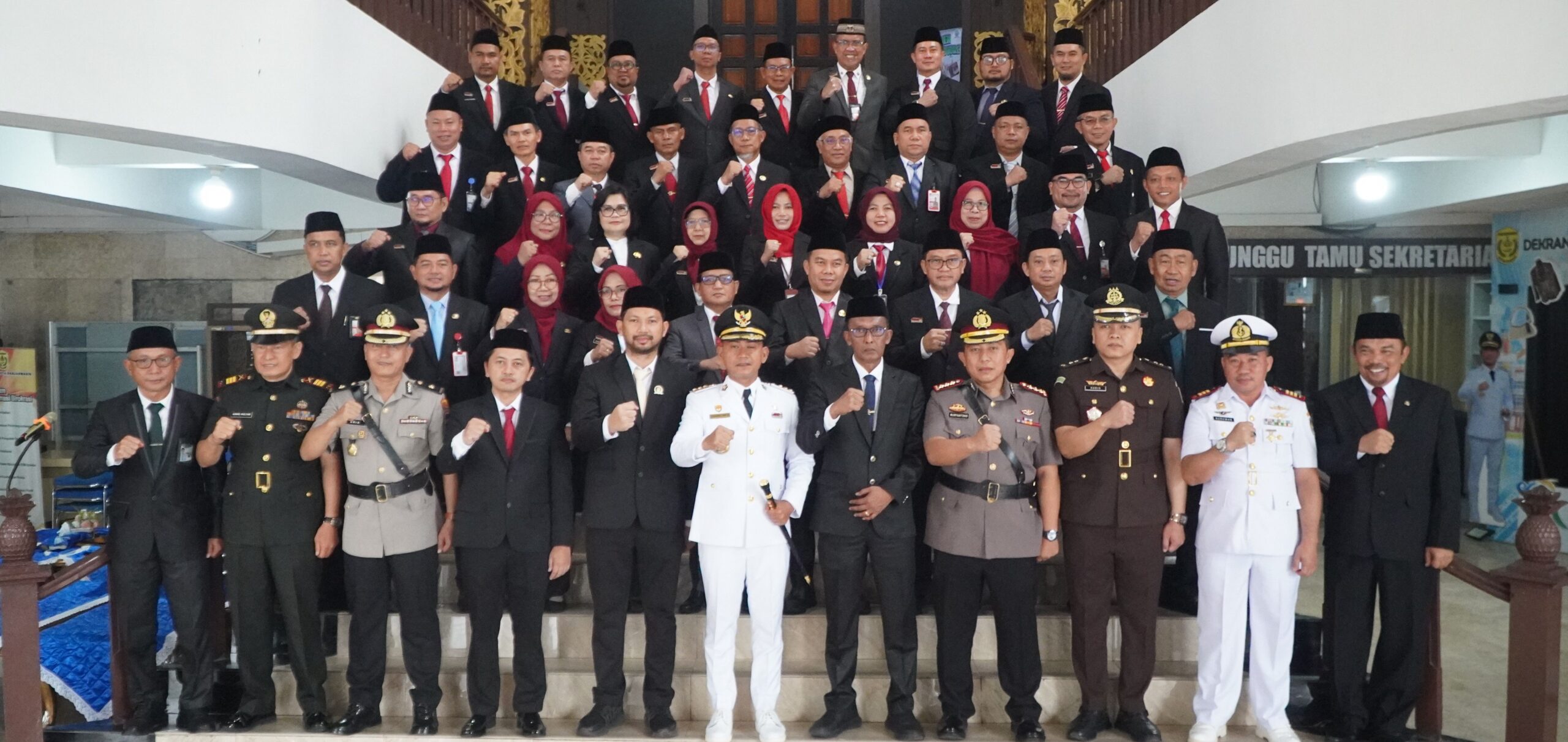 Wali Kota Banjarmasin Pimpin Upacara HUT ke-30 Otda, Tekankan Sinergi dan Pelayanan Publik