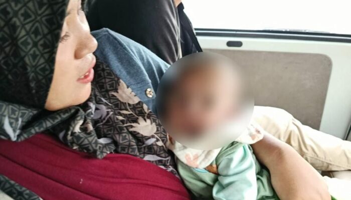 Harapan untuk Nazhan: Bayi Penderita Jantung Bawaan Berjuang Menuju Operasi di Jakarta