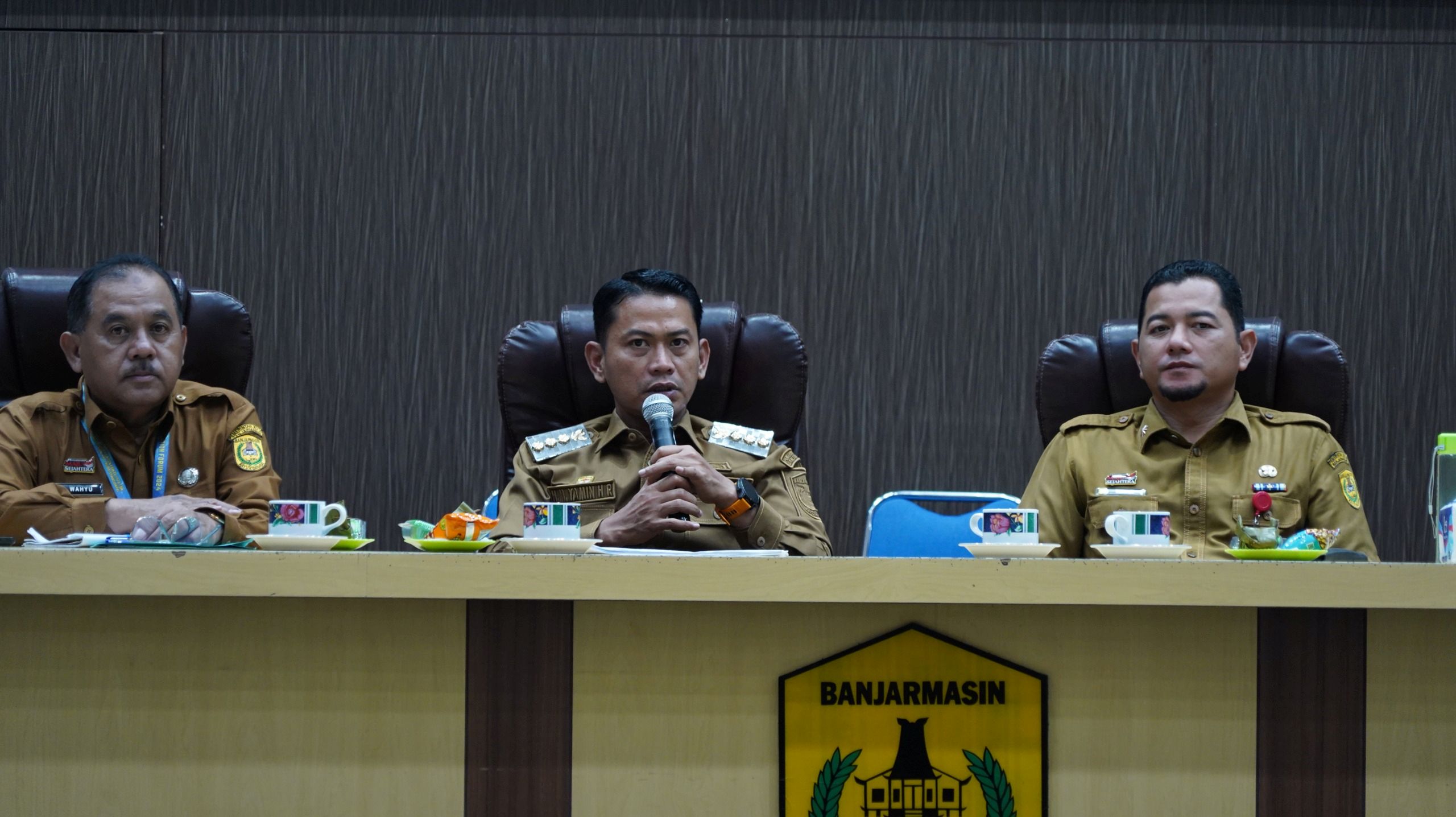 Gejolak Harga Plastik, Wali Kota Banjarmasin Sarankan Warga Mulai Beralih Bawa Bakul