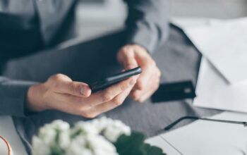 E-Wallet Makin Jadi Andalan: Cara Kerja, Tren Pengguna, dan Biayanya