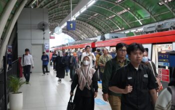 Pengguna LRT Jabodebek Tembus 127 Ribu, Jadi Alternatif Mobilitas di Tengah Penyesuaian Operasional Bekasi