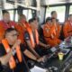 Tim SAR Banjarmasin Laksanakan Evakuasi Medis ABK KM Mahogani Banda di Perairan Tanjung Selatan