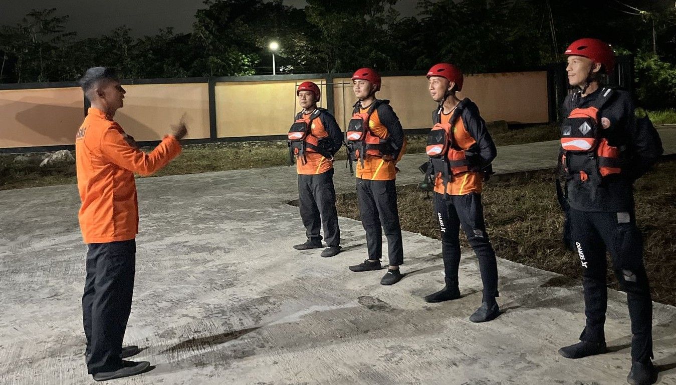 Marbot Masjid Diduga Tenggelam di Sungai Pemangkih, Tim SAR Lakukan Pencarian