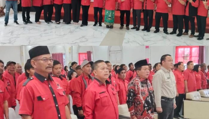DPC PDI Perjuangan Kapuas Lantik 187 Pengurus Anak Cabang, Fokus Perkuat Basis dan Capai 15 Kursi DPRD