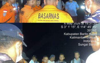 Insiden di Sungai Tunjang, Basarnas Evakuasi ABK Terjebak di Kapal