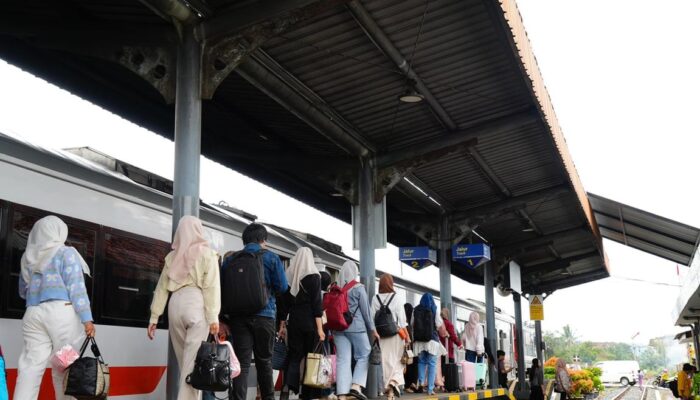 Libur Panjang Hari Buruh Internasional, KAI Divre IV Tanjungkarang Layani 11.967 Penumpang