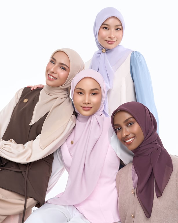 20 Tahun Menemani, napocut Masih Setia Jaga Kualitas Sebagai Pelopor Hijab Paris