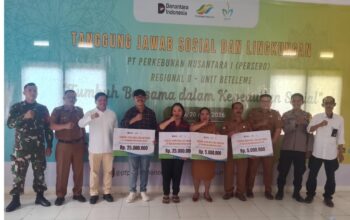 Holding Perkebunan Nusantara Pererat Silaturahmi dengan Warga Po’ona melalui Program TJSL PTPN 1 Regional 8 Holding Perkebunan Nusantara Pererat Silaturahmi dengan Warga Po’ona melalui Program TJSL PTPN 1 Regional 8
