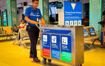 Mulai dari Stasiun Pasar Senen, KAI Daop 1 Jakarta Bangun Budaya Pilah Sampah Bersama Pelanggan Mulai dari Stasiun Pasar Senen, KAI Daop 1 Jakarta Bangun Budaya Pilah Sampah Bersama Pelanggan