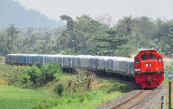Distribusi Logistik Kian Menguat, Kinerja KAI Logistik Bulan April Tumbuh 11% Distribusi Logistik Kian Menguat, Kinerja KAI Logistik Bulan April Tumbuh 11%