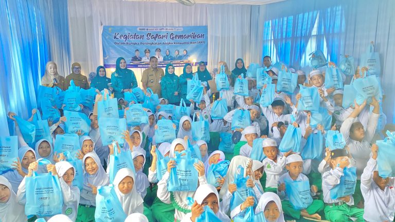 Dukung Progran Penurunan Stunting,Dislautkan Kalsel dan TP PKK Gelar Safari Gemarikan