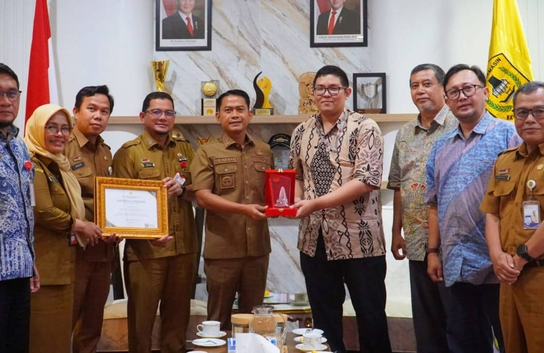 Banjarmasin Raih Penghargaan Indeks Daya Saing Daerah dari BRIN
