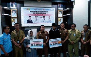 Sekda Salurkan Santunan Kematian Senilai Rp60 Juta untuk Ahli Waris Terdampak Kebakaran