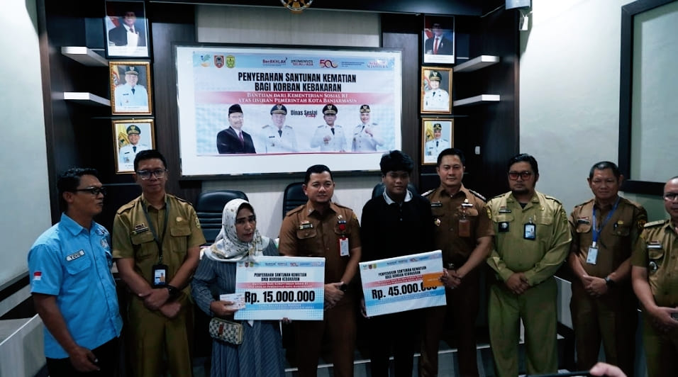 Sekda Salurkan Santunan Kematian Senilai Rp60 Juta untuk Ahli Waris Terdampak Kebakaran