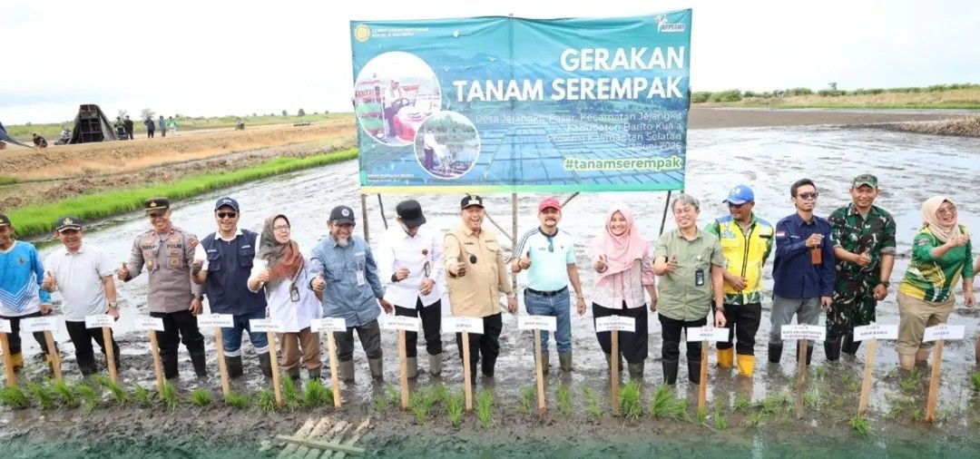 Bupati Bahrul Ilmi Hadiri Gerakan Tanam Serempak 52 Ribu Hektare, Tegaskan Batola Lumbung Pangan Kalsel