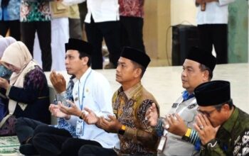 Yamin Sambut Hangat Kepulangan Jemaah Haji Banjarmasin